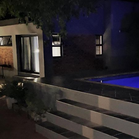 46 On Allcock Guest Apartment & Luxury Room Pretoria-Noord Exterior foto